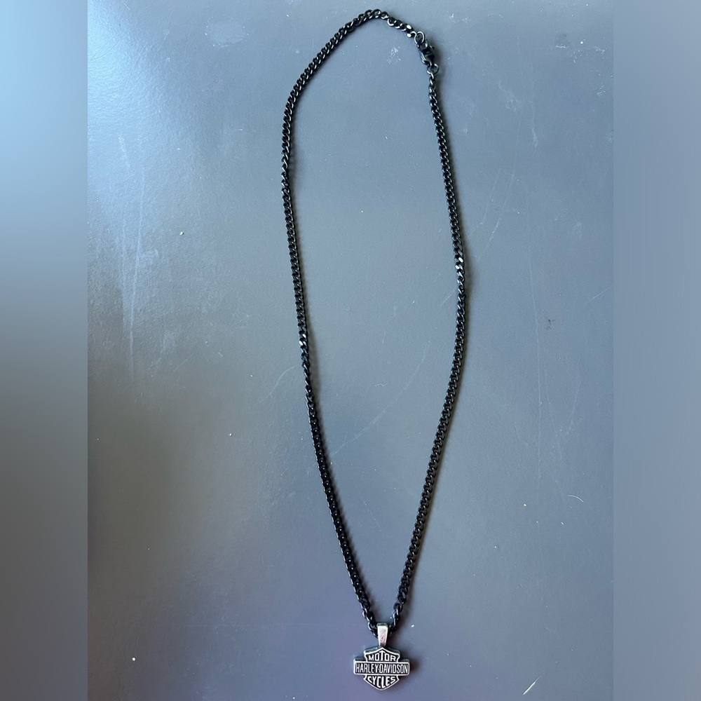 Harley-Davidson black stainless steel chain and pendant
